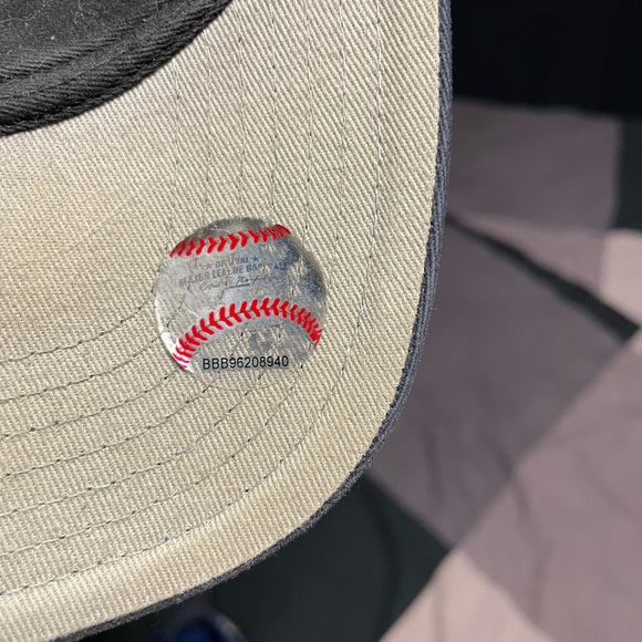 Hat - Picture 3 of 3